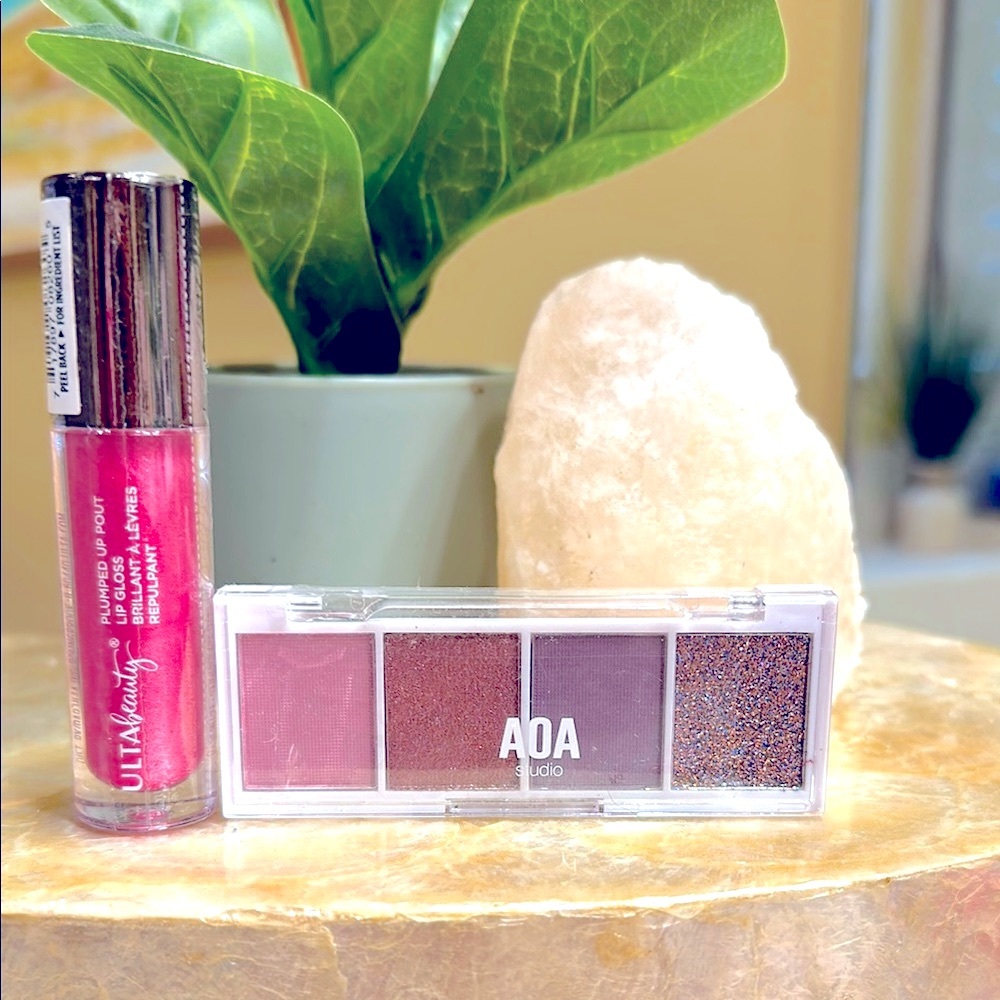 SALE🐣AOA Studio Eyeshadow Palette and ULTA Beauty Plumping Lip Gloss Set